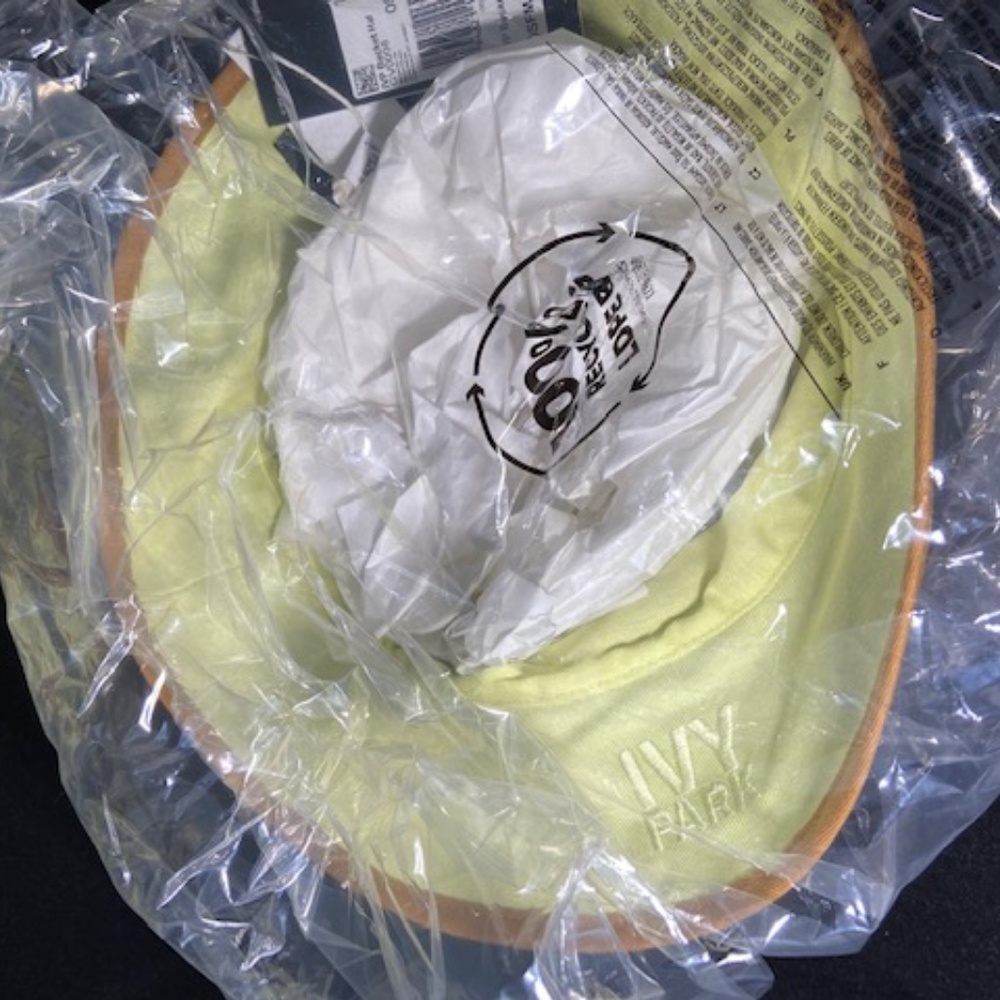 Beyonce IVY PARK Reversible Bucket Hat  NWT! - Picture 4 of 4